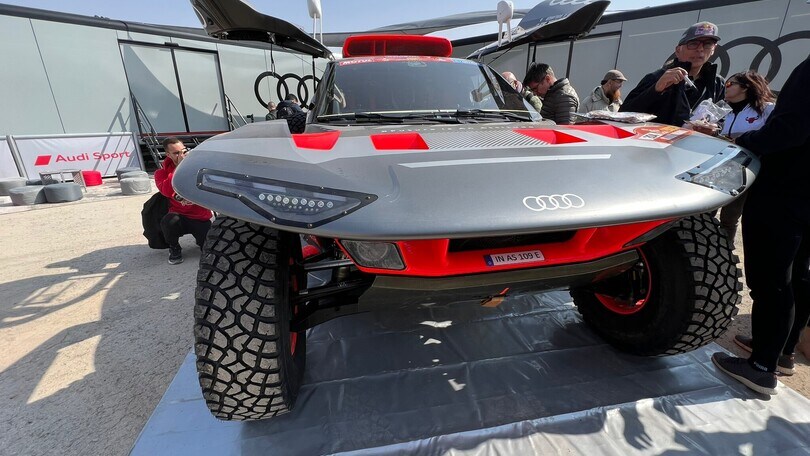 Dakar, il bivacco nel deserto: ecco dove si fermano le auto