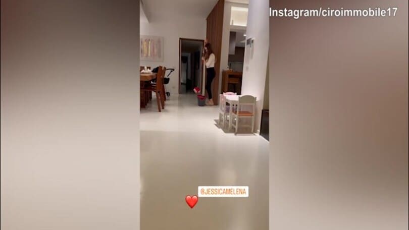 Ciro riprende le "fatiche" di Jessica