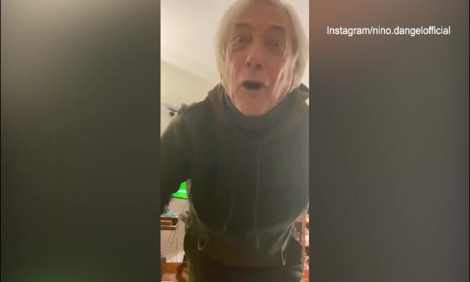 Napoli-Juve, Nino D'Angelo scatenato: "5 purpett!"