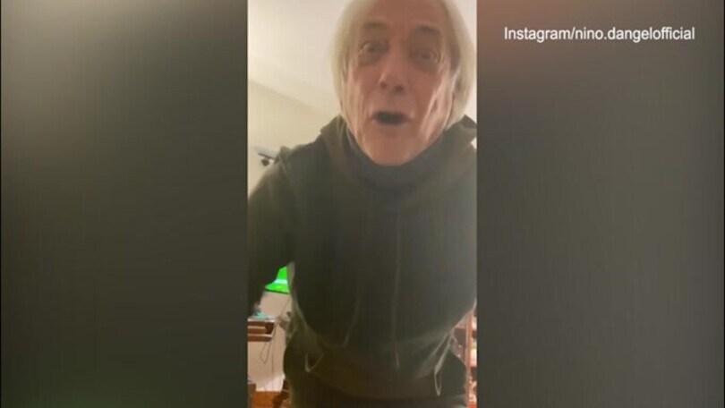 Napoli-Juve, Nino D'Angelo scatenato: "5 purpett!"