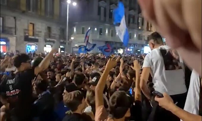 Roma e Napoli, ai tifosi trasferte vietate per 2 mesi