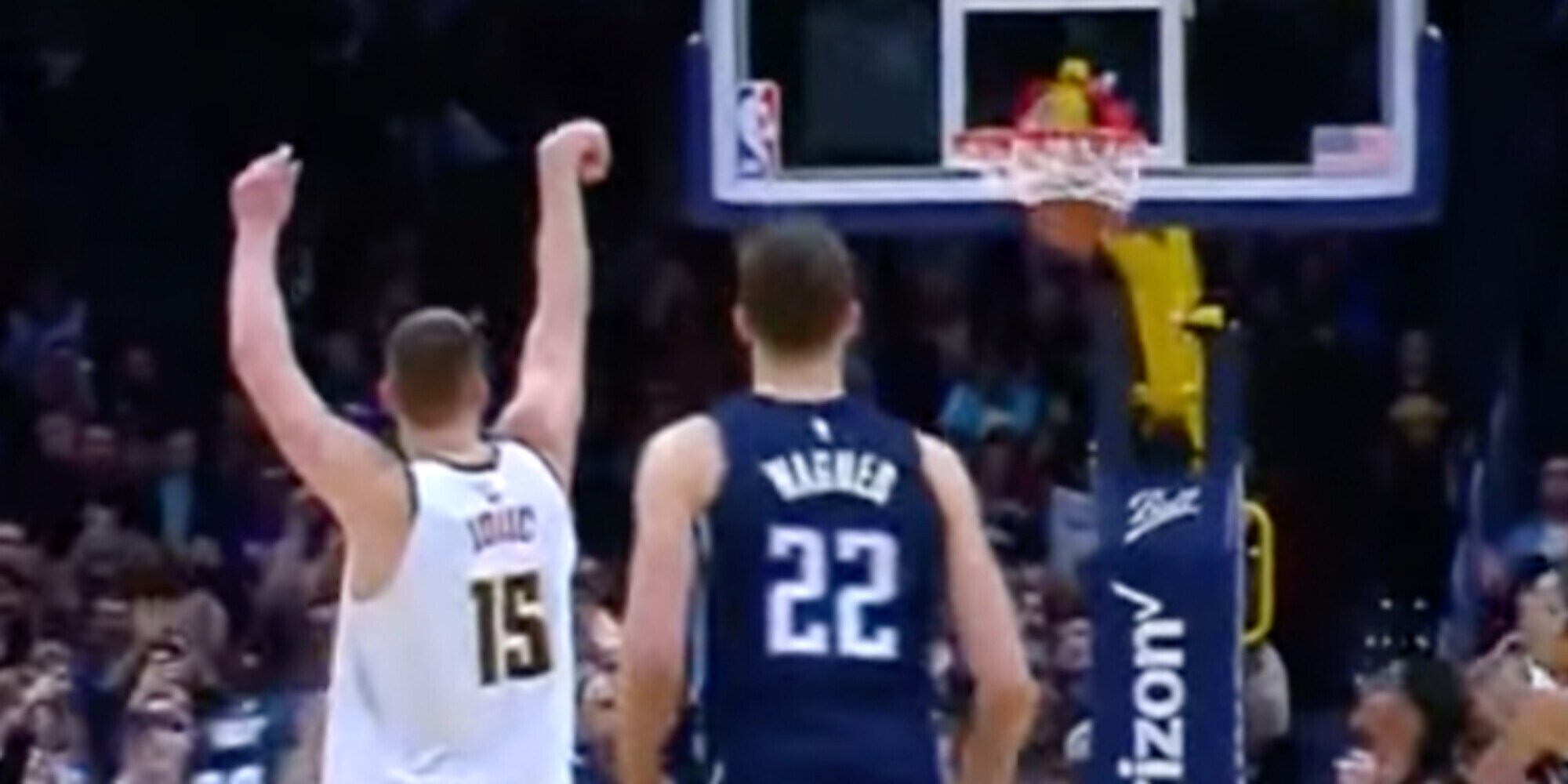 Nba, Jokic batte Banchero all'ultimo tiro. Cadono Warriors e Lakers