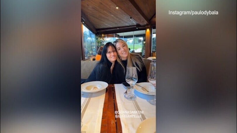 Dybala, Oriana e Alice Campello: un inedito trio con la piccola Bella