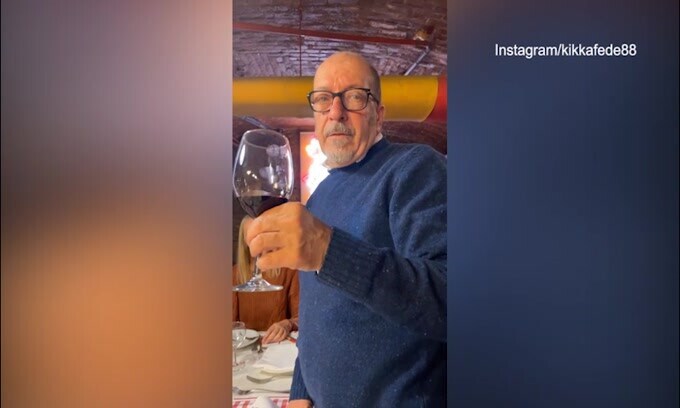 Per Federica Pellegrini cena di gruppo: Totò Schillaci porta i cannoli!
