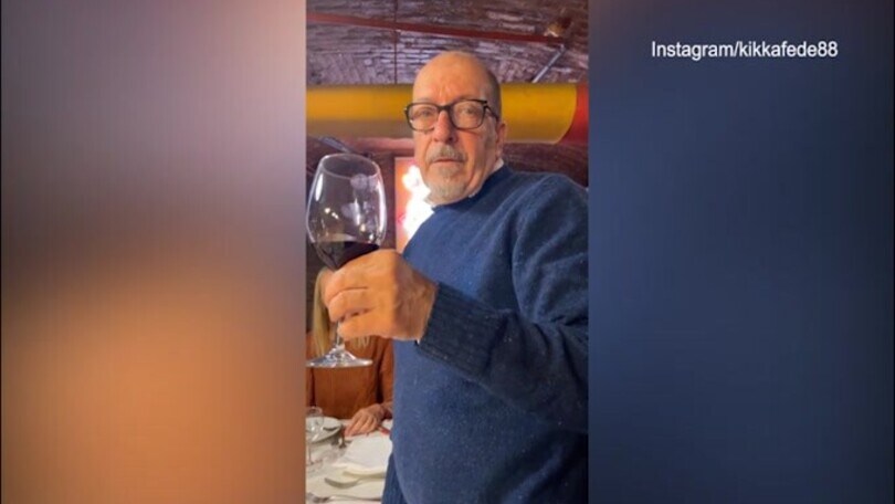 Per Federica Pellegrini cena di gruppo: Totò Schillaci porta i cannoli!