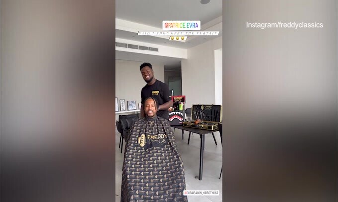 Evra stupisce ancora: il nuovo look è super!