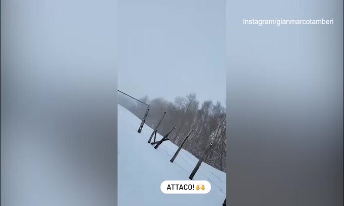 Gimbo non si ferma mai: il video dell'agguato alla moglie sulla neve
