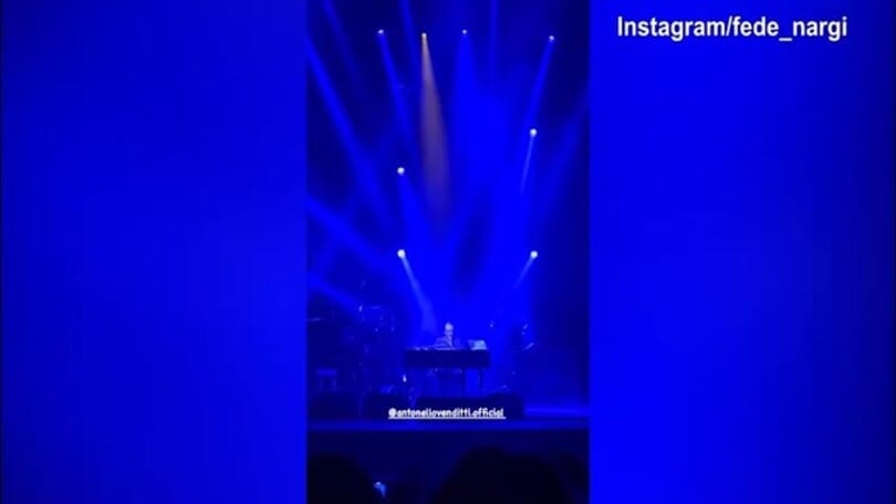 Concerto di Antonello Venditti, c'è anche Federica Nargi