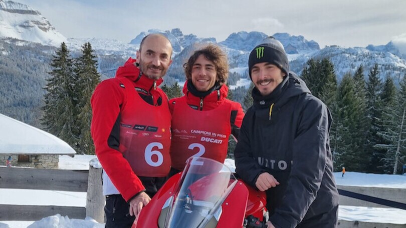 Ducati sulla neve: le passeggiate, le sfide, Bagnaia, Bastianini e la natura