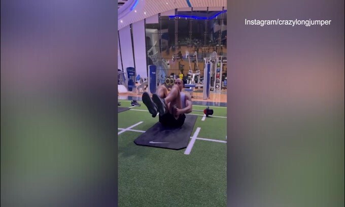 Marcell Jacobs spinge: l'allenamento è sempre... social!