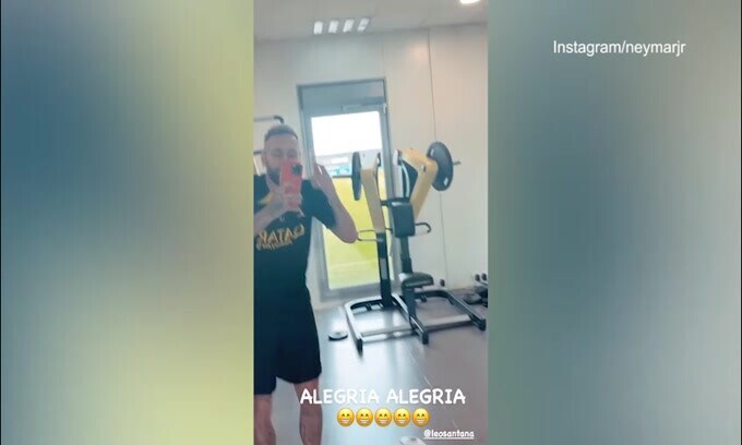 Infortunio e carnevale di Rio, Neymar risponde col balletto