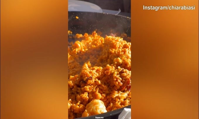 Alvaro Morata cucina, Paella per tutti