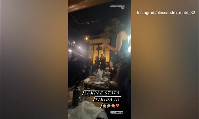 Federica Nargi balla sul tavolo: la reazione di Matri è epica