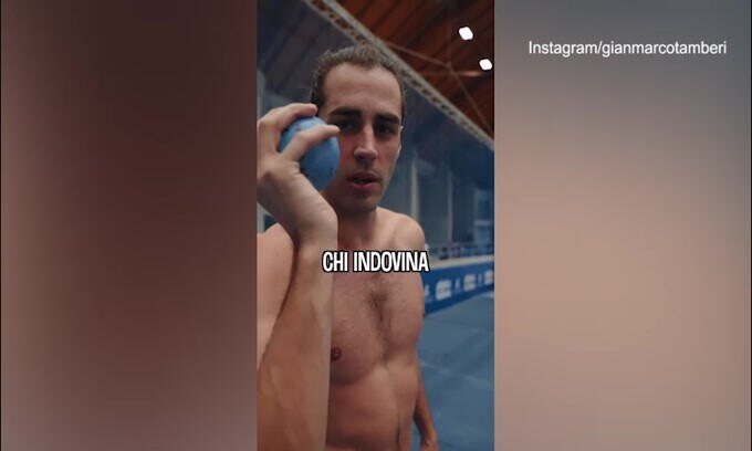 Tamberi fa un lancio da record: la reazione è virale