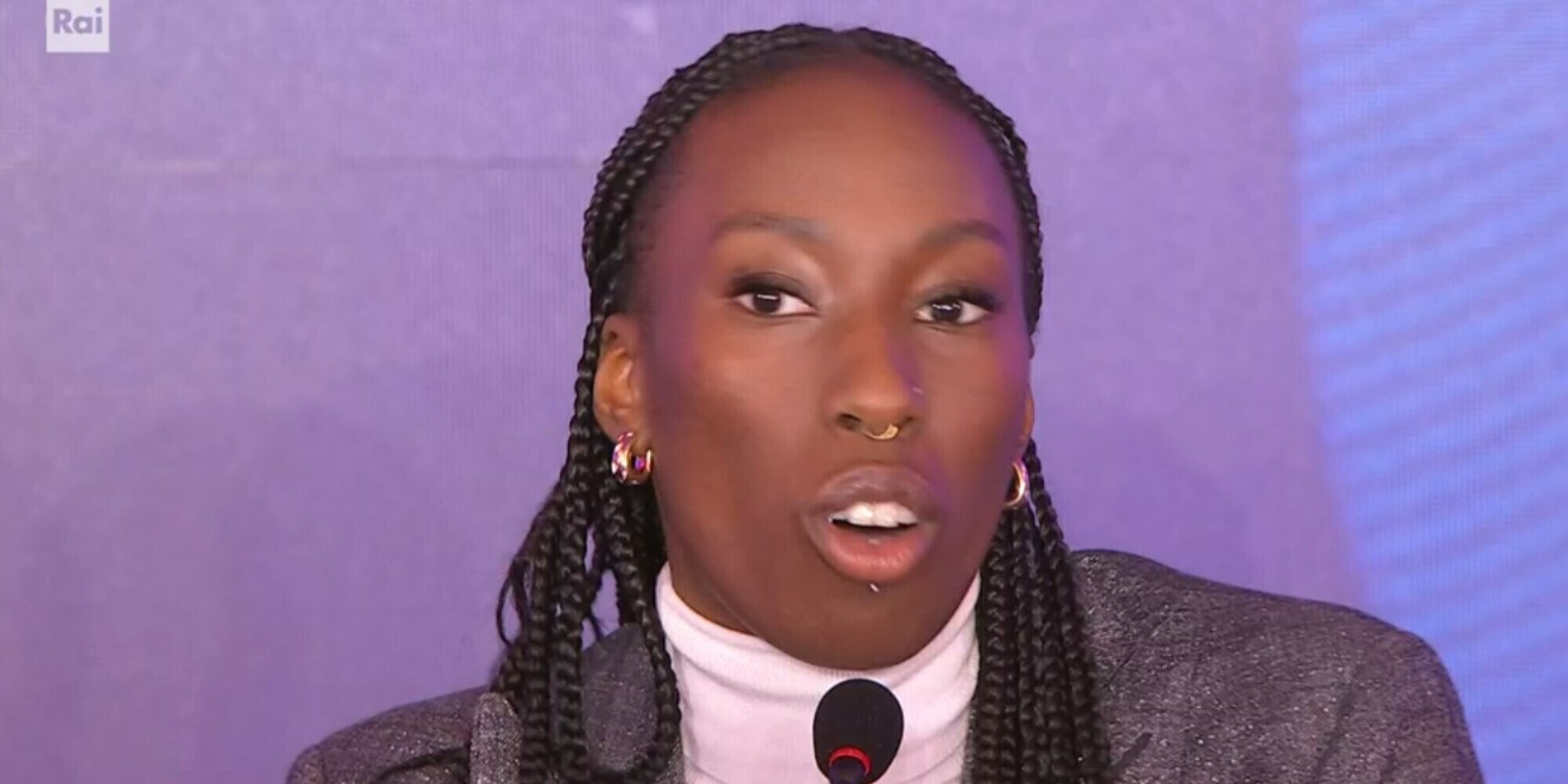 Sanremo 2023, Egonu in ritardo alla conferenza stampa: "L'Italia è un paese razzista"