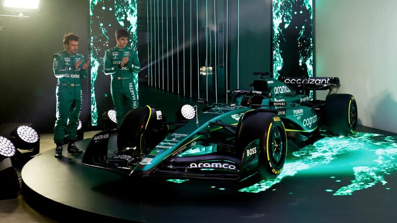 Alonso e Stroll svelano la nuova Aston Martin AM23