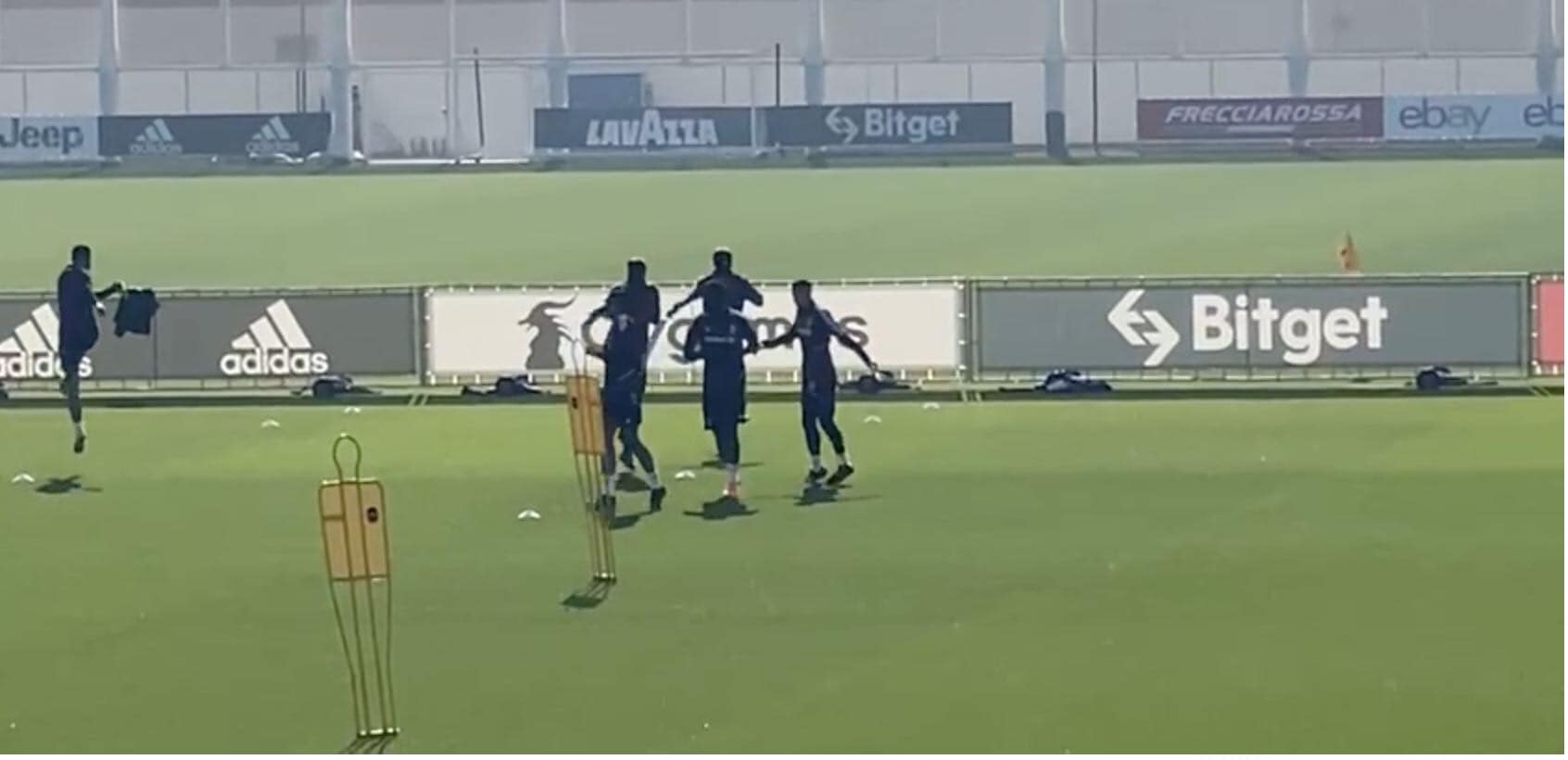 Juve-Nantes: Pogba si unisce ai compagni. Bonucci c'è
