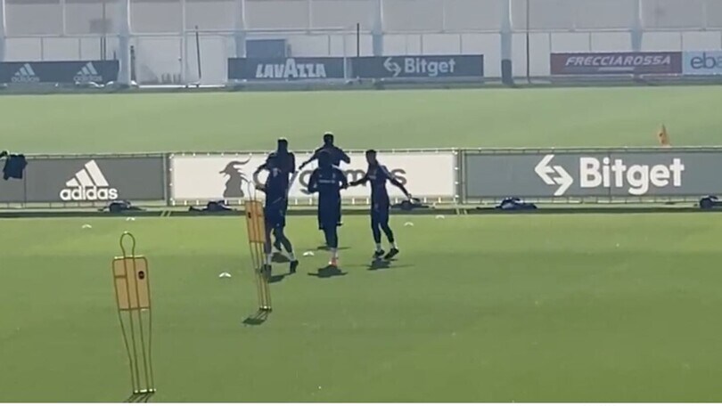 Juve-Nantes: Pogba si unisce ai compagni. Bonucci c'è