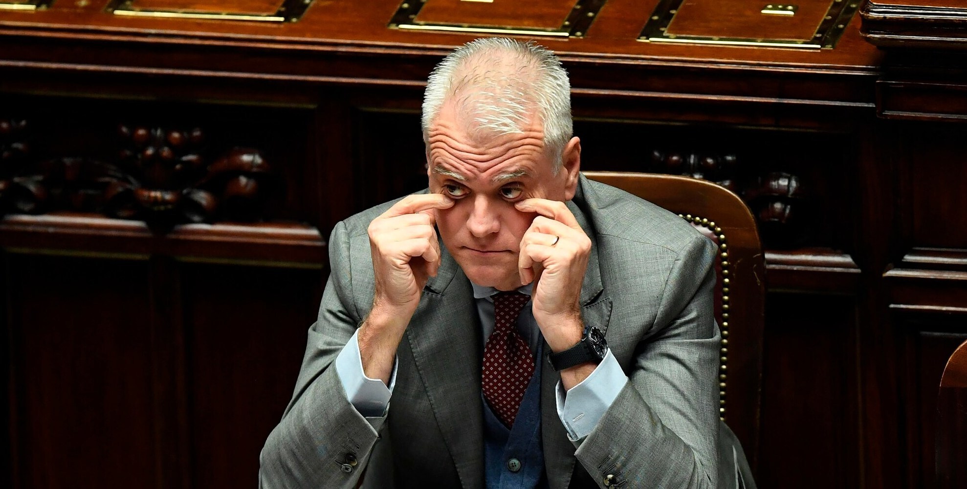 Il ministro Zangrillo benedice auto e moto d’epoca