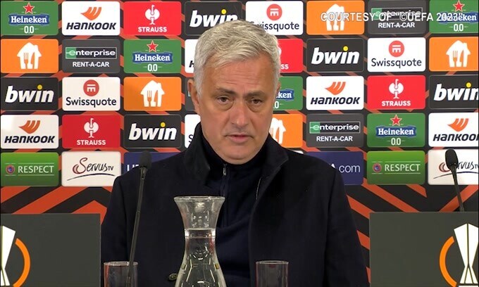 Mourinho: "Non sempre vince chi merita. Ci manca un rigore.."