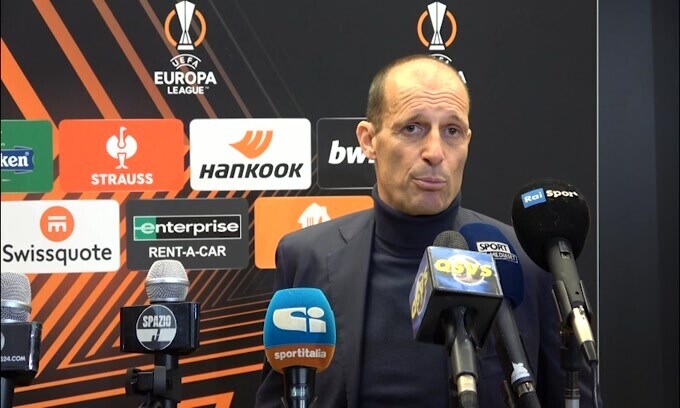 Allegri e il mancato rigore: "Una decisione anomala del Var"