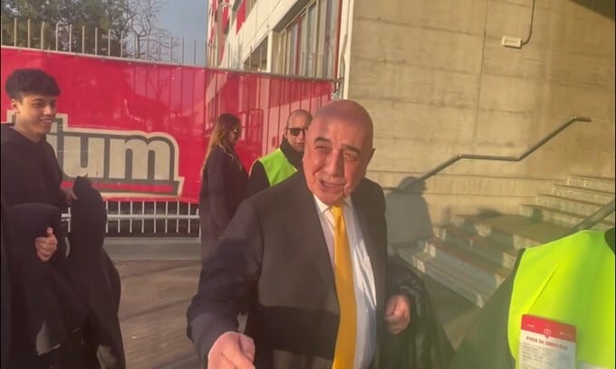 Galliani: "Niente domande, solo risposte"