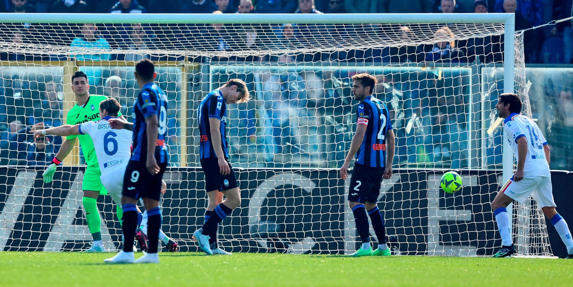 Atalanta-Lecce 1-2: Gasperini cade in casa, Ceesay e Blin in gol