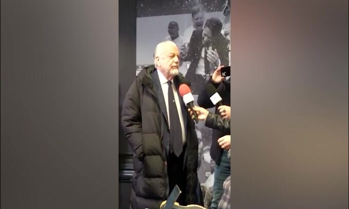 De Laurentiis: "Anni fa per Kvaratskhelia avevano chiesto 30 milioni"