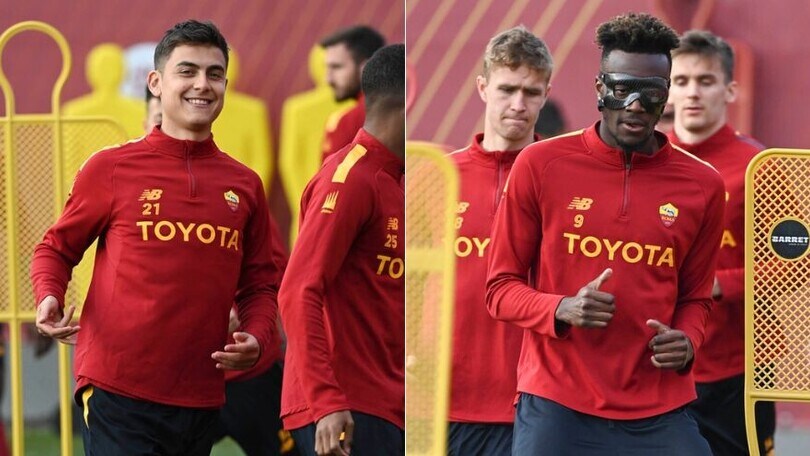 Dybala sorride, Abraham mascherato: la Roma prepara il Salisburgo