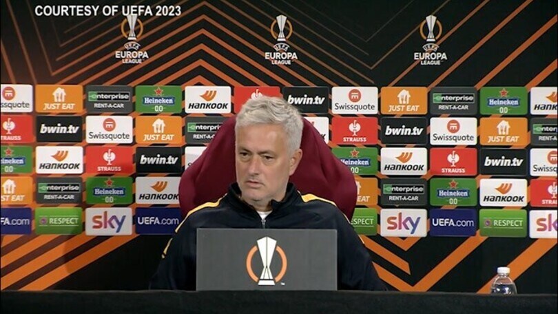Mourinho: "Pellegrini, Dybala e Abraham? Tutti e tre disponibili per aiutare"