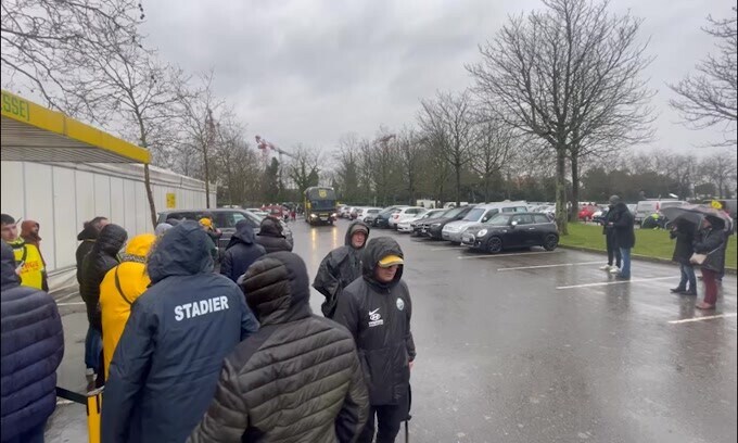 Nantes-Juve, l'arrivo del pullman dei francesi