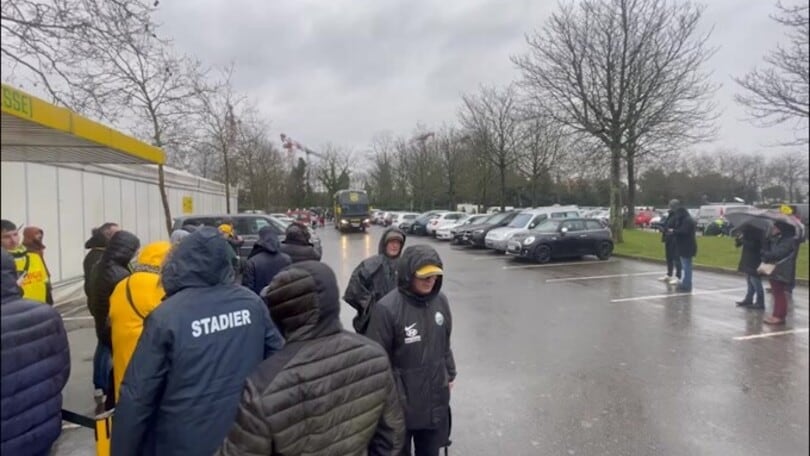 Nantes-Juve, l'arrivo del pullman dei francesi
