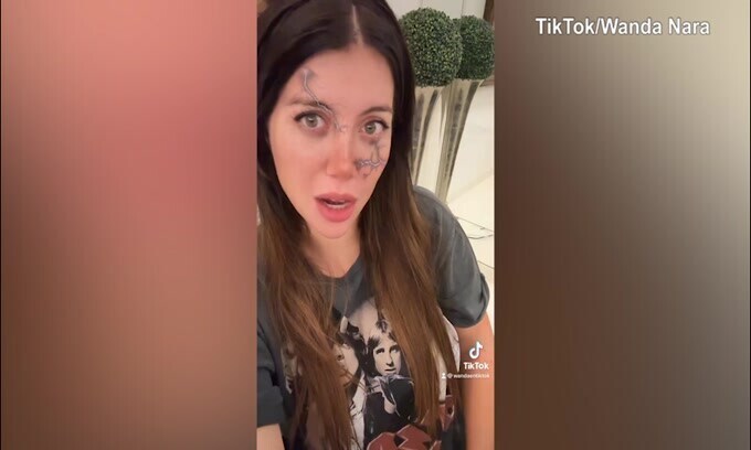 La cantante su TikTok è...Wanda Nara