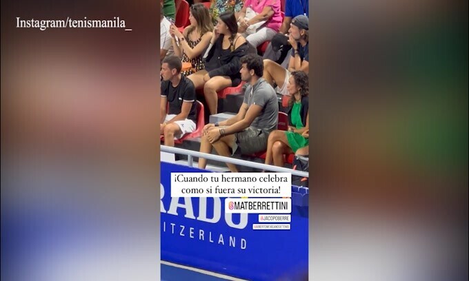 Tennis, Berrettini festeggia per il fratellino