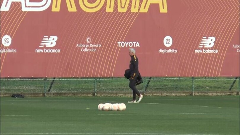 Roma, Mourinho salta la Juve: due giornate di squalifica
