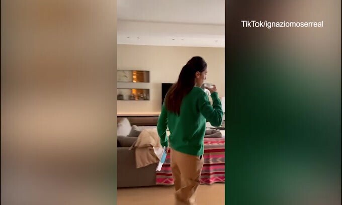 Il primo Tik Tok di Ignazio Moser è uno scherzo... a Cecilia!