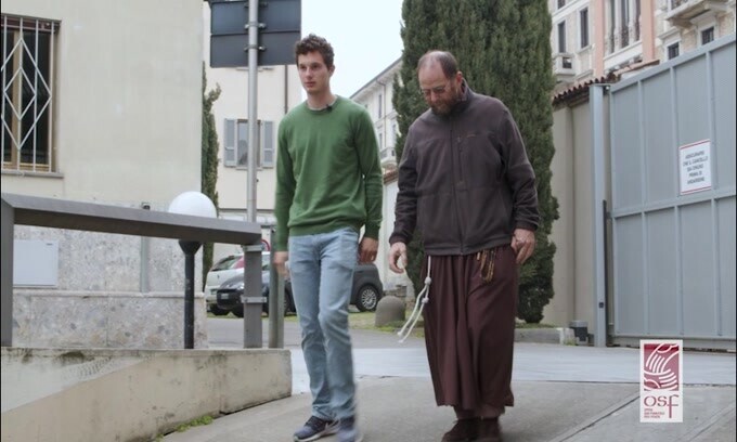 Un giorno di volontariato per Filippo Tortu