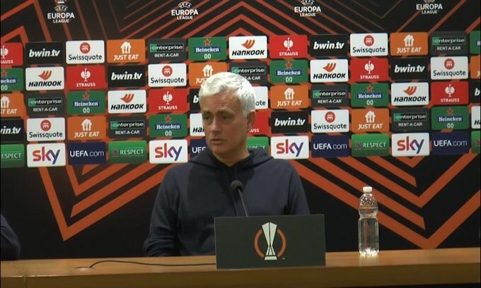 Mourinho sincero: "Ho invidiato la panchina del Bayern Monaco.."