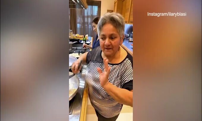 Paella di pesce, polpette ed empanadas: la cena di Ilary Blasi è top