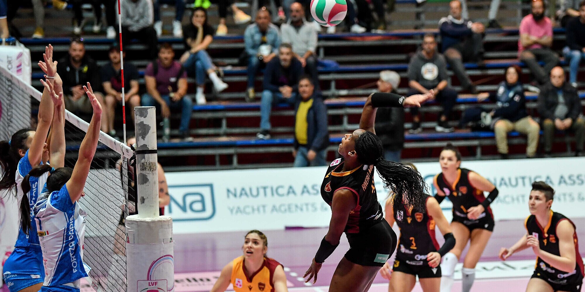 Roma vola sicura verso l'A1, in tre ipotecano i Play Off