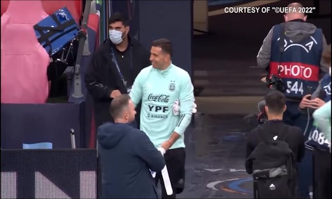 Juve, il portiere del futuro potrebbe essere il 'Dibu'