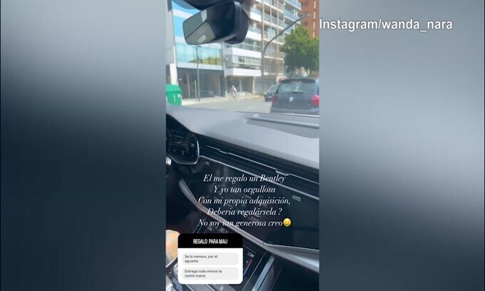 Wanda Nara chiede ai fan: "Dovrei regalare a Mauro una Bentley?"