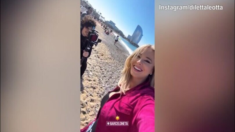 A "Barceloneta" splende Diletta Leotta