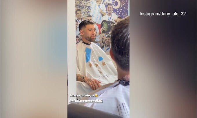 Argentina, Otamendi se la prende col barbiere: il video social