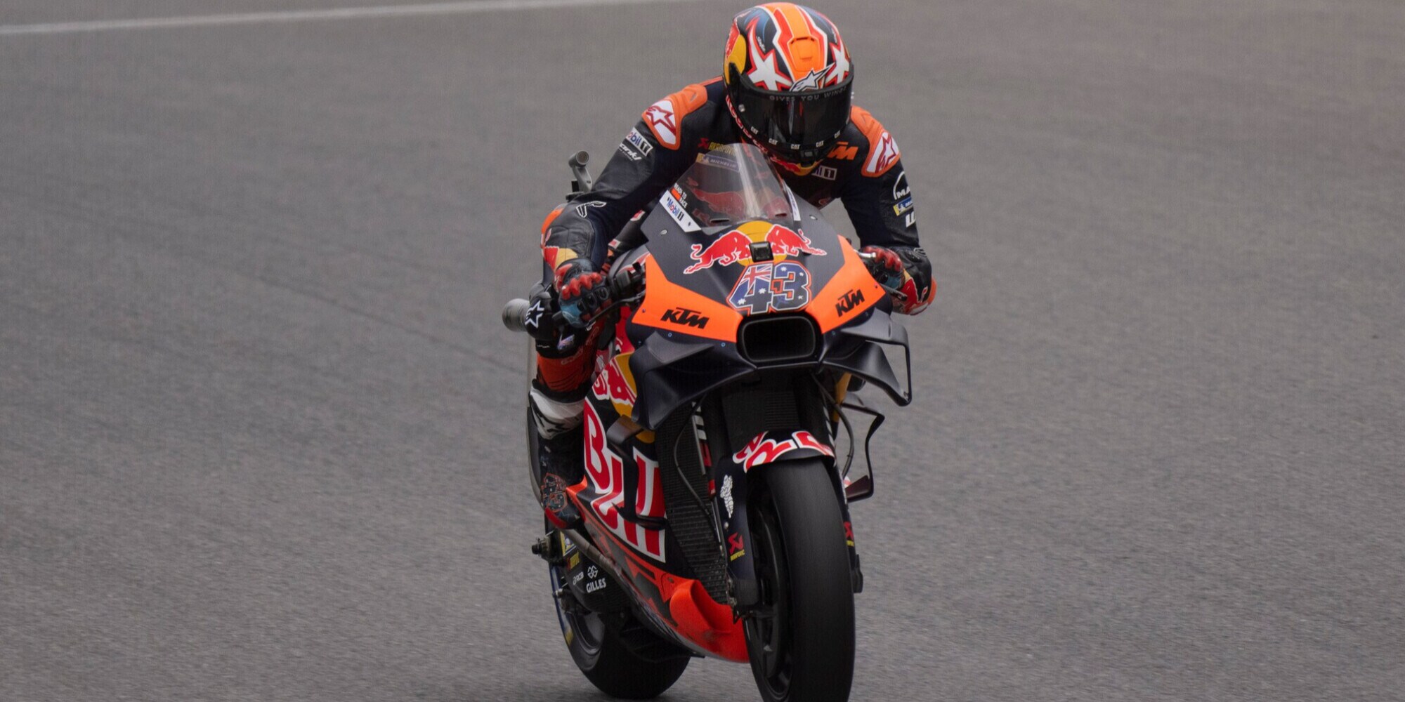 FP2 Portogallo: record Miller, Bagnaia 3°. Pol Espargaro in ospedale