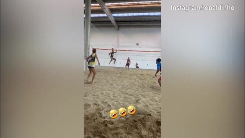 Numeri pazzeschi di Ronaldinho a Footvolley