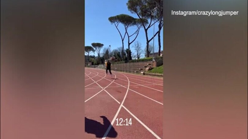 Jacobs fa il fulmine, l'allenamento è sotto il sole di Roma
