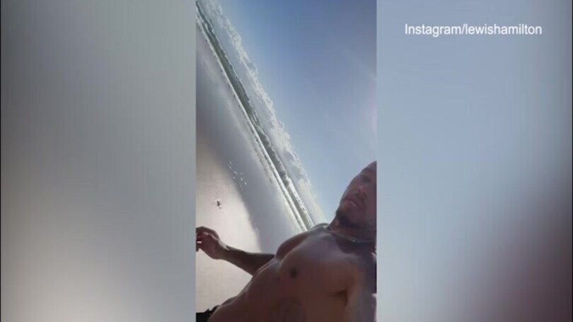 Hamilton corre in riva al mare: "Certi giorni ho voglia di fermarmi"
