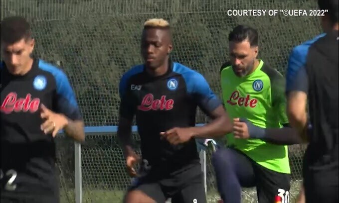 Napoli, infortunio per Osimhen: è a rischio per la Champions