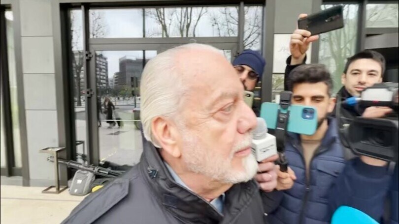 De Laurentiis: "Osimhen out 2 settimane. Sul Milan..."
